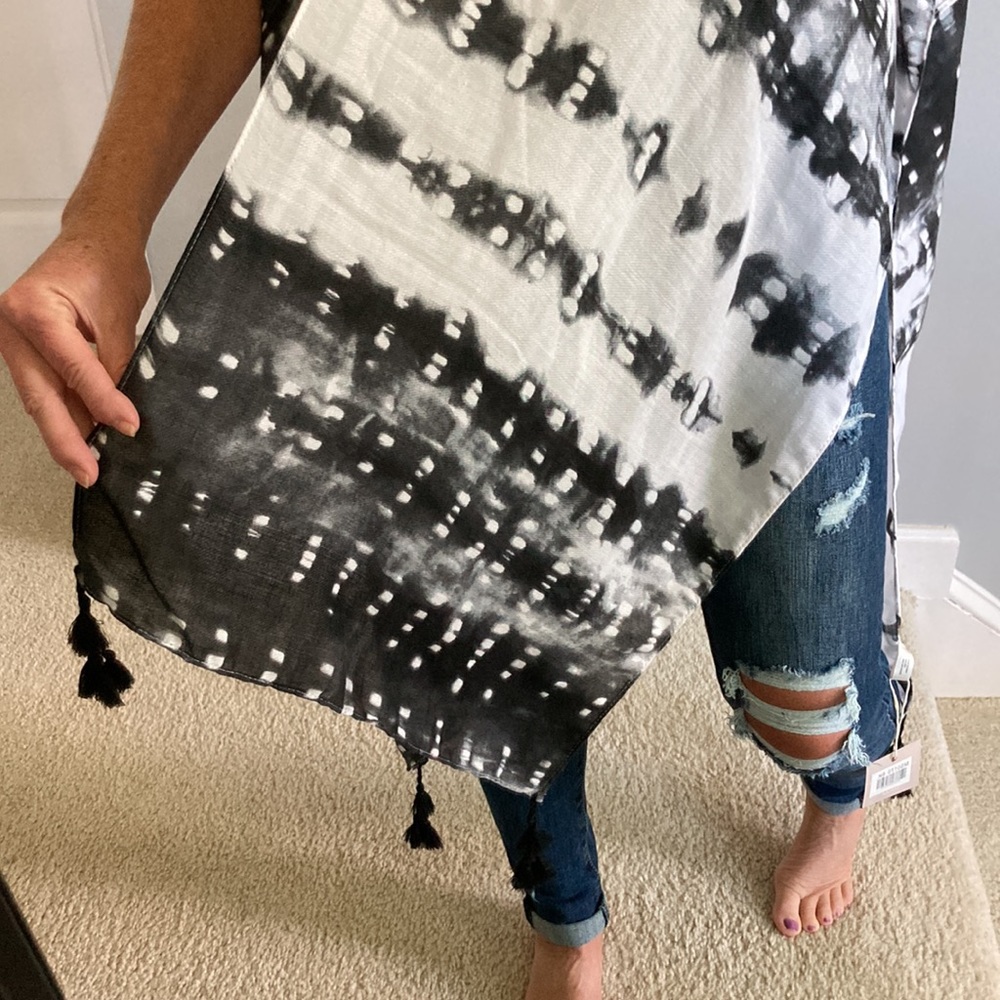 Tie Dye Print Boho Kimono - Picture 9 of 9